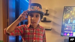 资料照片：在疑似仇恨犯罪中遇难的6岁巴勒斯坦裔男孩瓦迪亚·法尤姆（Wadea Al-Fayoume），他和母亲的房东涉嫌于2023年10月14日因为母子二人的穆斯林身份而用刀袭击了他们。