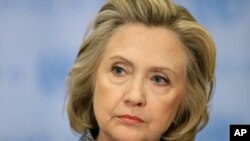 克林頓競選總統深受電郵醜聞干擾