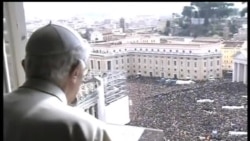 2013-02-24 美國之音視頻新聞: 教宗本篤16世主持任內最後一次公開祈禱