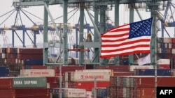 美国加利福尼亚州长滩港口装满中国进口商品的集装箱（2019年5月14日）