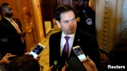 提出恢復制裁中國的共和黨籍參議員馬可魯比奧說，議員們以放棄這一修正案，換取寫入對外國投資監管上更為嚴厲的文字。圖為魯比奧7月17日資料照。