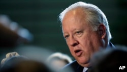 负责政治事务的美国国务次卿托马斯·香农（资料照）