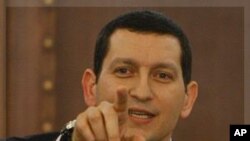 敘利亞外交部發言人馬克迪希星期一表示﹐將有條件地同意阿拉伯聯盟觀察員到敘利
亞的計劃