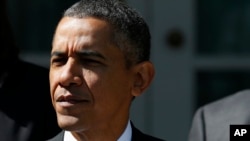 美国总统奥巴马10月1日在白宫玫瑰园举行记者会