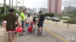 香港超级台风破坏力强 周一没停工惹民愤