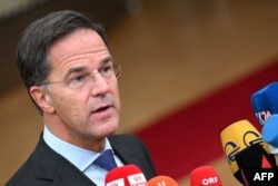 荷蘭首相馬克·呂特（Mark Rutte）2023年10月26日在歐洲議會與媒體會面。