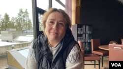 阿赫泰里動物園公司總經理阿爾雅。 (美國之音/李北平攝)