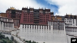 西藏拉萨布达拉宫（资料图）