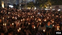 受武漢肺炎疫情以及香港政府實施"限聚令"等因素影響， 持續30年的支聯會六四維園燭光集會今年可能會取消。(美國之音湯惠芸)