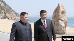  中國國家主席習近平5月7日到5月8日和北韓領導人金正恩在中國遼寧大連舉行會晤。