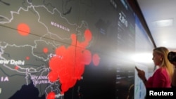 圖為美國衛生與公共服務部內的新冠病毒疫情指揮中心（2月27日）。