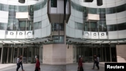 位於英國倫敦的英國廣播公司（BBC）總部入口。（資料照，2015年7月16日）