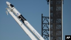 将书籍运送到国际空间站的SpaceX火箭