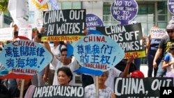 資料照：菲律賓人抗議中國在南中國海的種種行為。