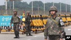 南韓軍隊星期五在南北韓邊境地區保持高度戒備狀態