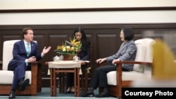 美國國會眾議院外交委員會主席羅伊斯最近訪問台灣（照片來源：台灣總統府）
