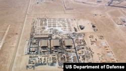 位于卡塔尔的美军乌代德空军基地 (2004年8月18日资料照片)