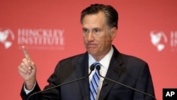 美國前共和黨總統候選人羅姆尼在3月3日講話中稱目前黨內競選的領跑者川普不適合成為美國總統。
