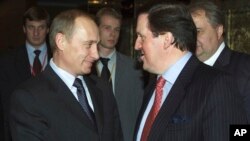 Ексочільник альянсу лорд Джордж Робертсон: Президент Росії Володимир Путін очікував на запрошення до НАТО. Photo/Viktor Korotayev
