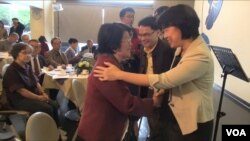 台湾白色恐怖受害者向龙应台诉说他们的故事