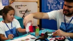 Inventor Transforms Lives with Cheap 3-D Prosthetics