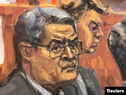 法庭素描畫顯示被控協助向美國販運毒品的前洪都拉斯總統埃爾南德斯在曼哈頓的聯邦法庭參加針對他的審判。(2024年3月7日）