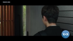 VOA英语视频: 奥斯卡奖颁奖仪式 韩国影片成大赢家