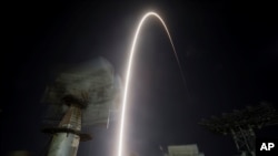 2017年9月13日， 联盟号MS-6号太空舱搭载着三名美国和俄罗斯的宇航员在哈萨克斯坦发射升空，前往国际空间站。