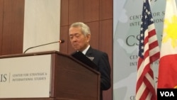 菲律宾外交部长佩费克托·雅赛星期四在华盛顿智库战略与国际研究中心（CSIS）就菲律宾新政府的外交政策和美菲关系发表演讲。