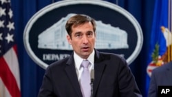 司法部助理部長德默斯。(2018年11月1日)