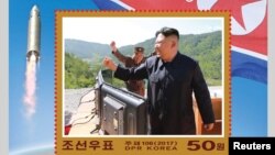 北韓慶祝導彈試射而發行的郵票(資料圖片)