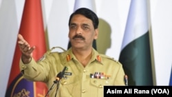 巴基斯坦軍方發言人阿西夫•加福爾少將。