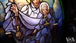 蒂芙尼最大经典玻璃收藏在纽约展出