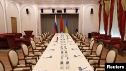 俄羅斯和烏克蘭代表團的和談即將在白俄羅斯邊境的戈梅利的魯緬采夫-帕斯克維奇公寓舉行。