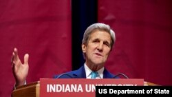 美國國務卿克里在印第安納大學演講（圖片來源：美國國務院）