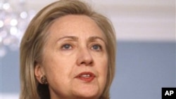 希拉里克林頓指傳統媒體同樣重要。