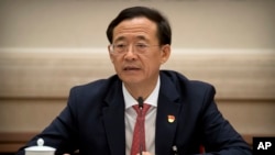 中國證券監督管理委員會主席劉士餘在中共19大金融系統分組討論中發言。（2017年10月19日）