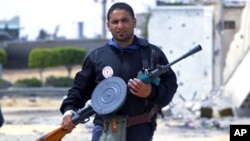 利比亚反政府武装战斗人员